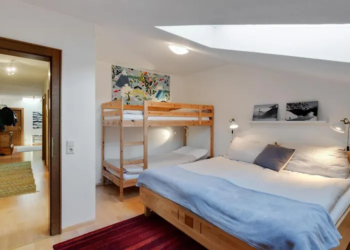 Eastback Apartment *